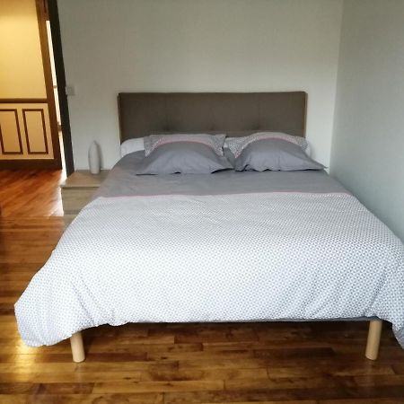 Ferienwohnung Agreable 2 Pieces Proche De La Loire Orléans Exterior foto